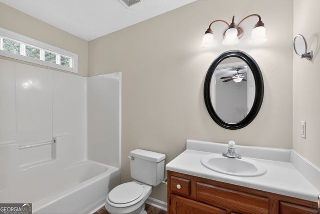 1011 Hillsborough Chse, Kennesaw, GA 30144