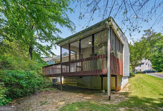 1011 Hillsborough Chse, Kennesaw, GA 30144