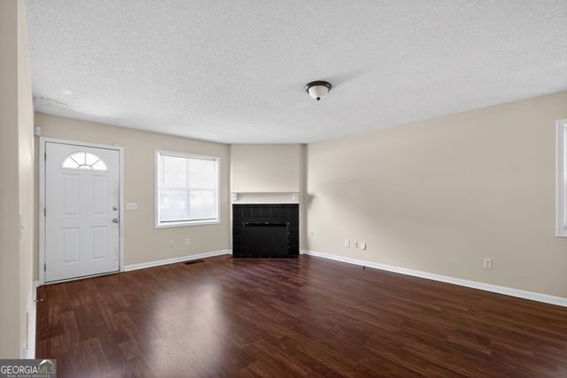 1011 Hillsborough Chse, Kennesaw, GA 30144