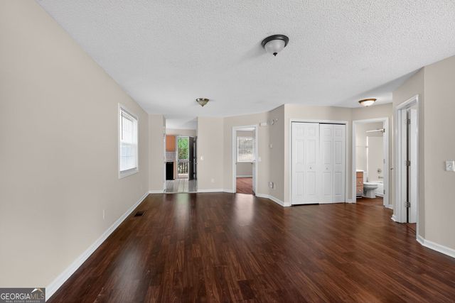 1011 Hillsborough Chse, Kennesaw, GA 30144