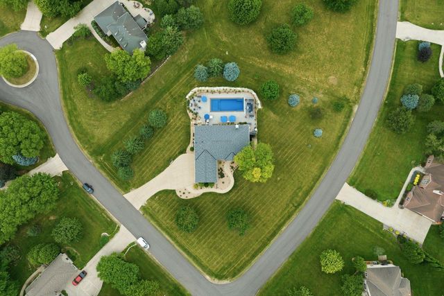 N42W33420 Glen View COURT, Nashotah, WI 53058