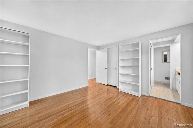 29653 Club House Lane, Farmington Hills, MI 48334