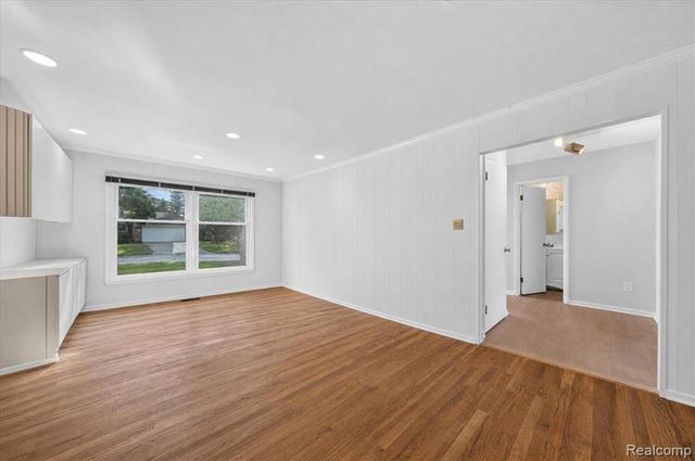 29653 Club House Lane, Farmington Hills, MI 48334