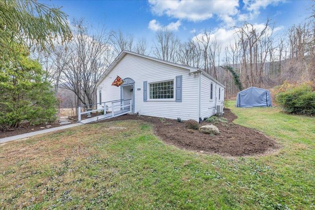 7346 Old Mill RD, Roanoke, VA 24018