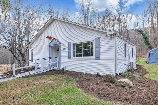 7346 Old Mill RD, Roanoke, VA 24018