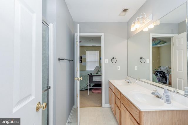 420 TUCKERTON ROAD, Medford, NJ 08055