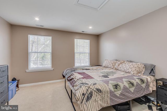 420 TUCKERTON ROAD, Medford, NJ 08055