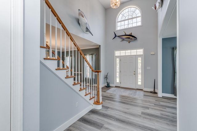 420 TUCKERTON ROAD, Medford, NJ 08055