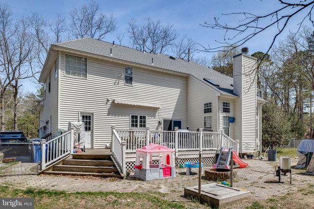 420 TUCKERTON ROAD, Medford, NJ 08055