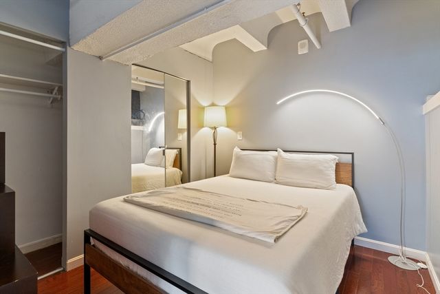 12 Stoneholm St 318, Boston, MA 02115