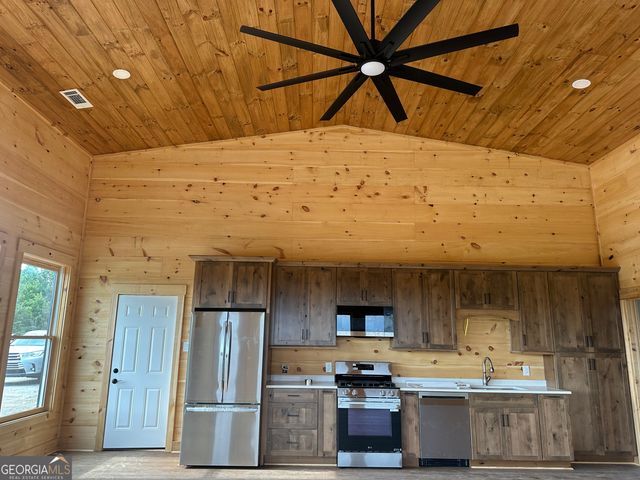 1927 Leeches Road, Ellijay, GA 30540