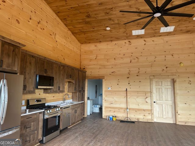 1927 Leeches Road, Ellijay, GA 30540