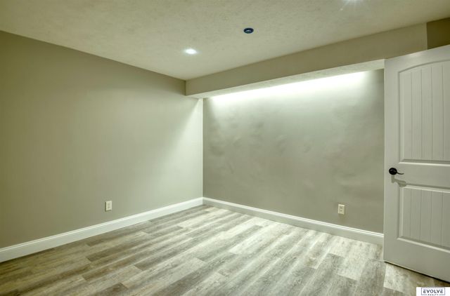 4380 S 152 Circle, Omaha, NE 68137