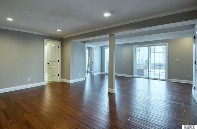 4380 S 152 Circle, Omaha, NE 68137