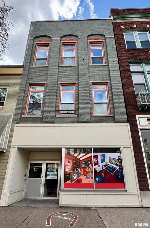 1608 2ND Avenue, Rock Island, IL 61265