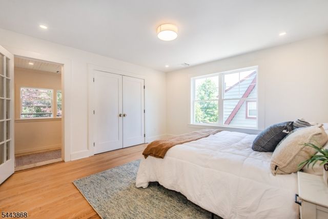 115 Overlook Ter, Bloomfield Twp., NJ 07003