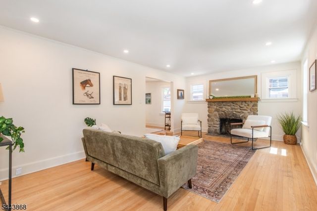 115 Overlook Ter, Bloomfield Twp., NJ 07003