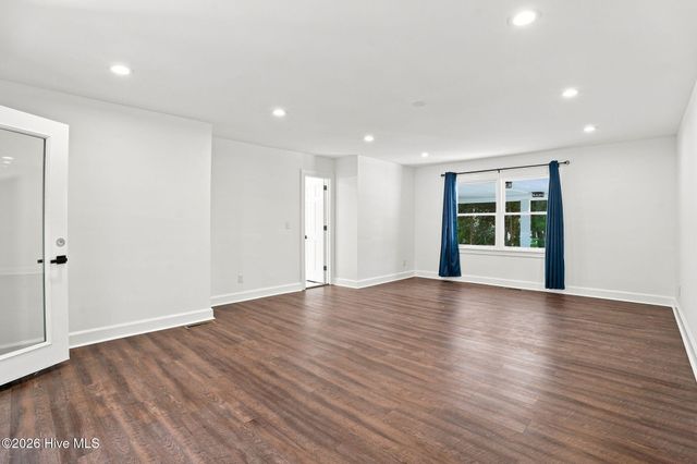 909 Parkside Drive NW, Wilson, NC 27896