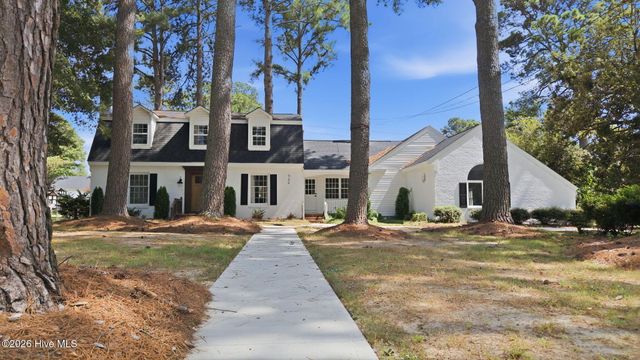 909 Parkside Drive NW, Wilson, NC 27896