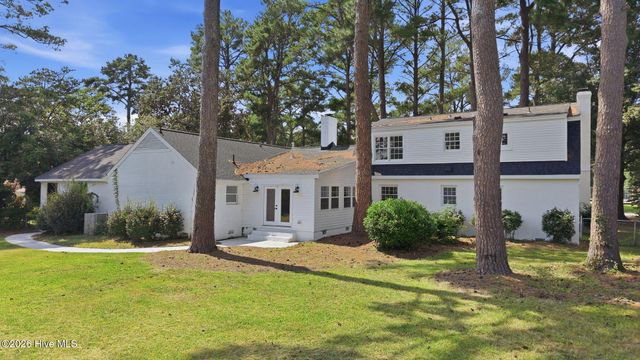 909 Parkside Drive NW, Wilson, NC 27896