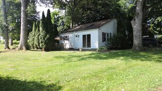 57 Knollcrest Road E, New Fairfield, CT 06812