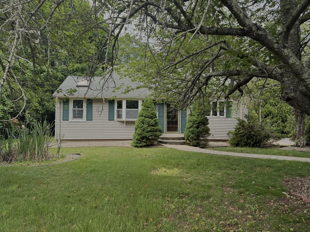68 Davis Rd., Westport, MA 02790