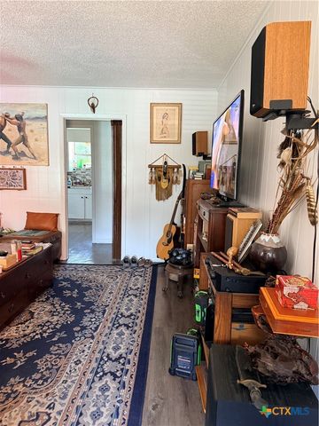 1114 Reyes Street, San Marcos, TX 78666