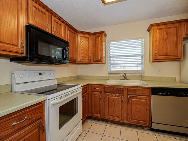 162 Kildare Drive, Sebastian, FL 32958