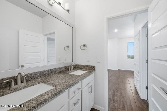 2005 E Villa Napoli Loop, Las Cruces, NM 88011
