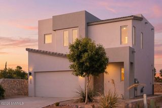 2005 E Villa Napoli Loop, Las Cruces, NM 88011