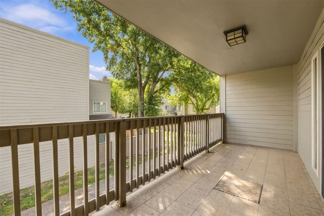 1646 Prairie Mark Lane, Houston, TX 77077