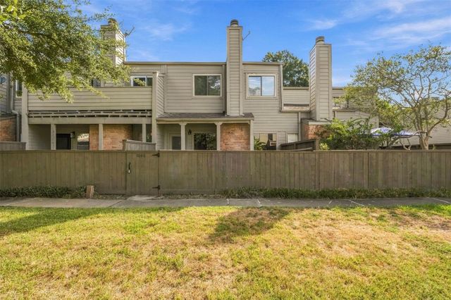 1646 Prairie Mark Lane, Houston, TX 77077