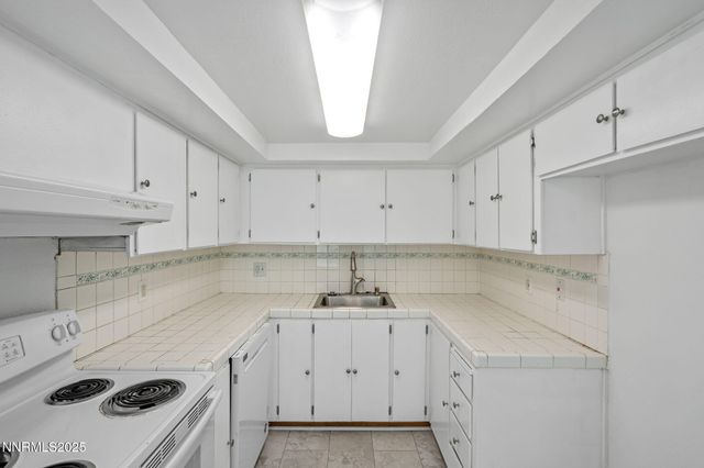 1889 Merchant Street, Sparks, NV 89431