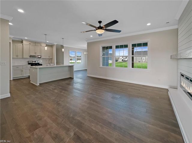 103 Yawl ST, Elizabeth City, NC 27909