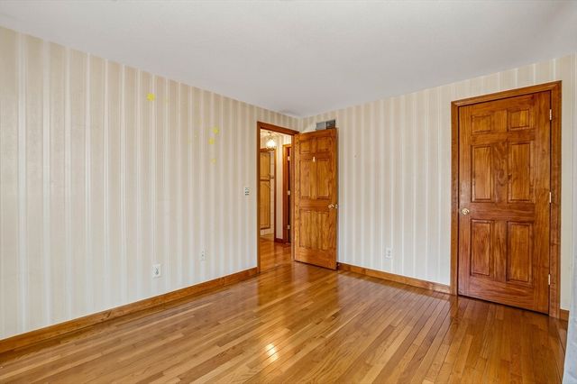 21 Cardosi Court, Pawtucket, RI 02861