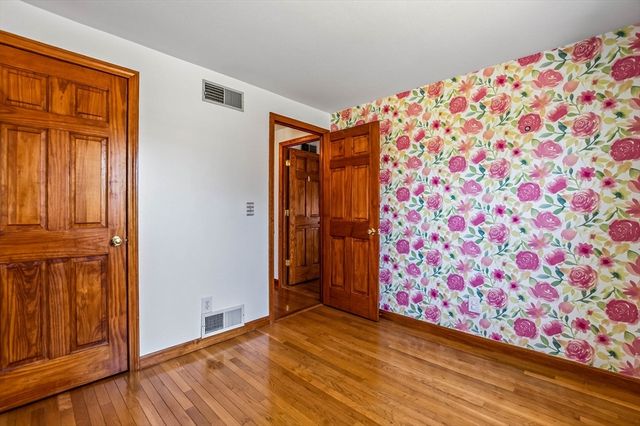 21 Cardosi Court, Pawtucket, RI 02861