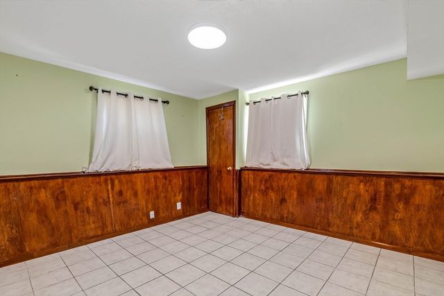 21 Cardosi Court, Pawtucket, RI 02861