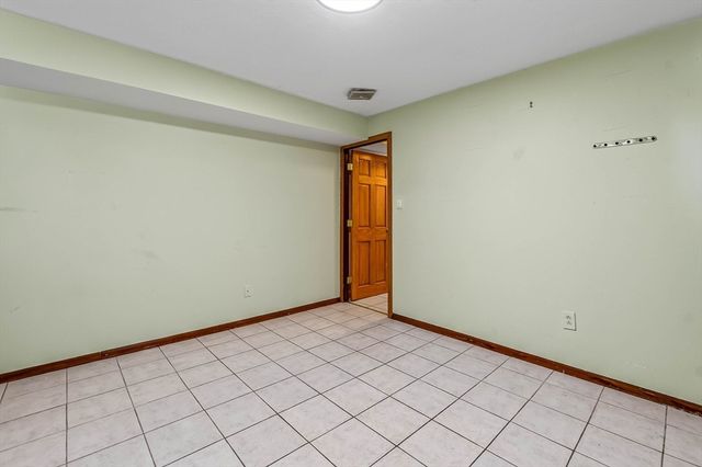 21 Cardosi Court, Pawtucket, RI 02861
