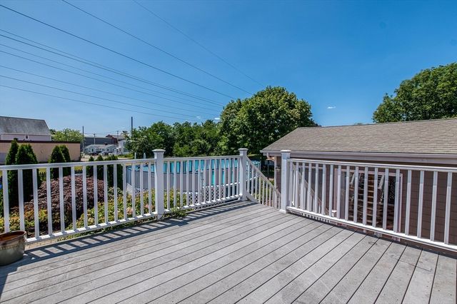 21 Cardosi Court, Pawtucket, RI 02861