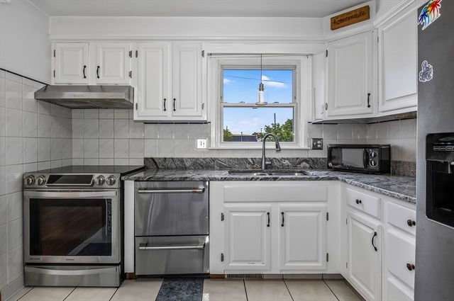 21 Cardosi Court, Pawtucket, RI 02861