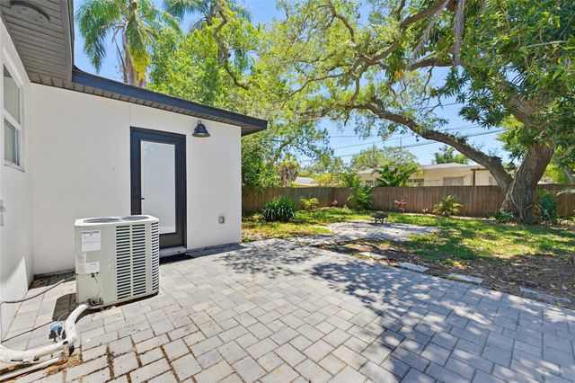 1275 PALM STREET, Clearwater, FL 33755