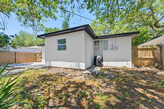 1275 PALM STREET, Clearwater, FL 33755