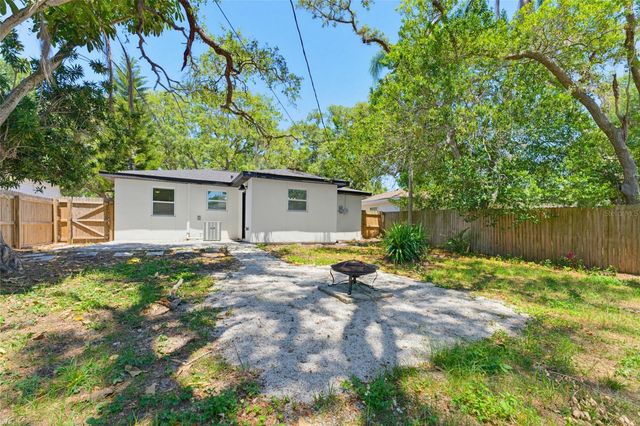 1275 PALM STREET, Clearwater, FL 33755