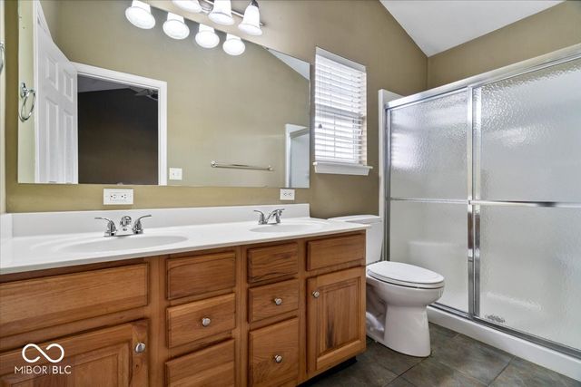 6513 Abby Lane, Zionsville, IN 46077