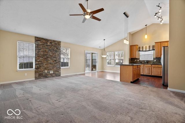 6513 Abby Lane, Zionsville, IN 46077