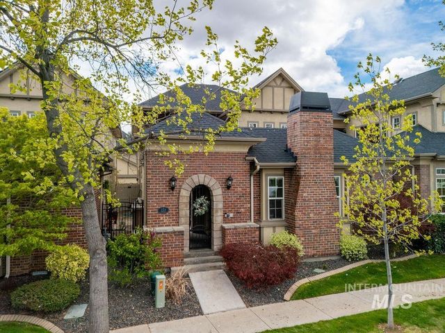 253 E Wexford Ln, Eagle, ID 83616