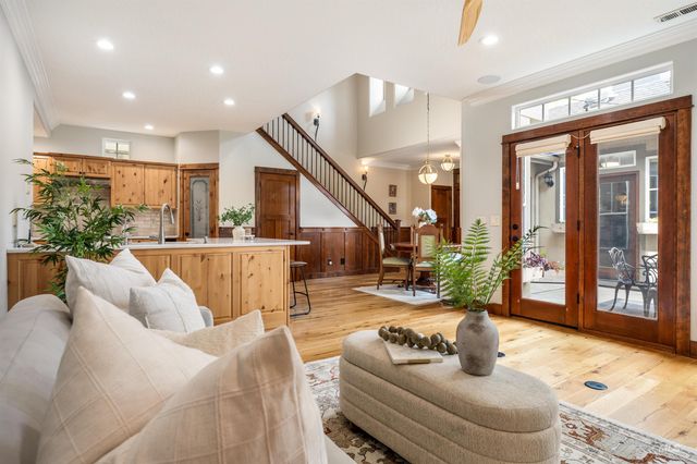 253 E Wexford Ln, Eagle, ID 83616