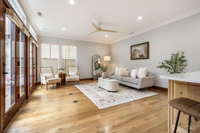 253 E Wexford Ln, Eagle, ID 83616