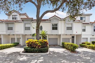 2024 Alta Meadows Lane 807, Delray Beach, FL 33444