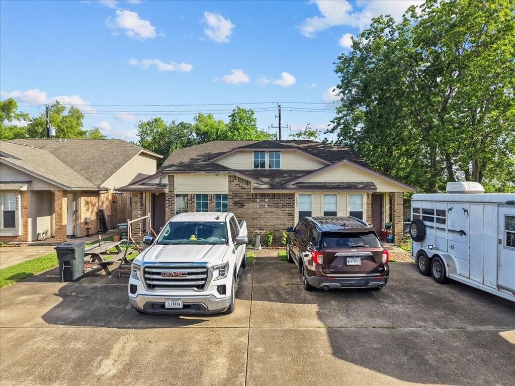 6602 Tamar Drive A B, Pasadena, TX 77503